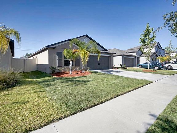 4th image of 10220 Bright Crystal Ave