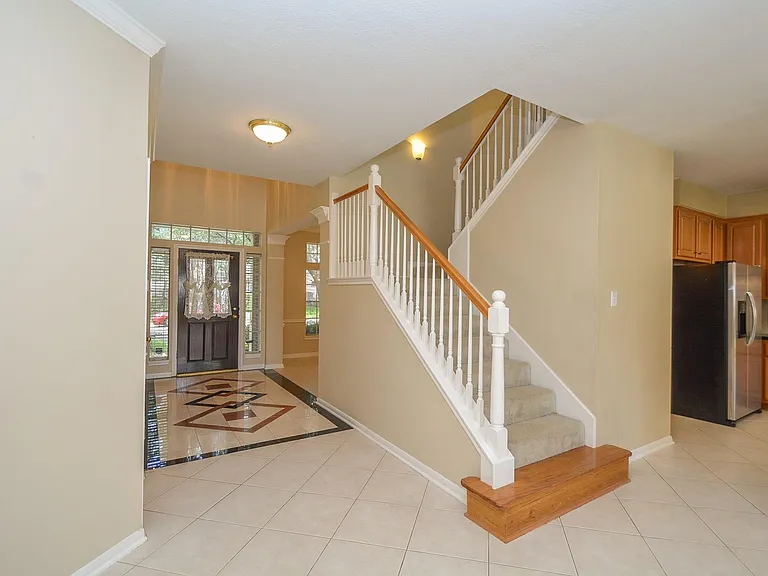 17415 Fountainview Cir — Photo 6