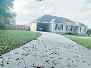 192 Wilson Ave, Fitzgerald, GA 31750