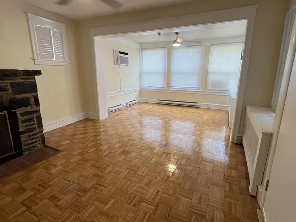 5230 Rexford St, Philadelphia, PA 19131