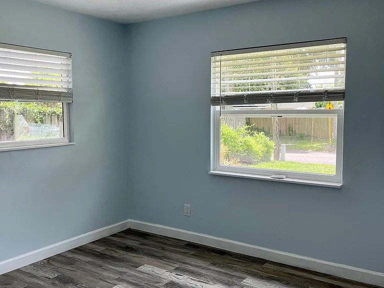 2301 Cluster Ave — Photo 8