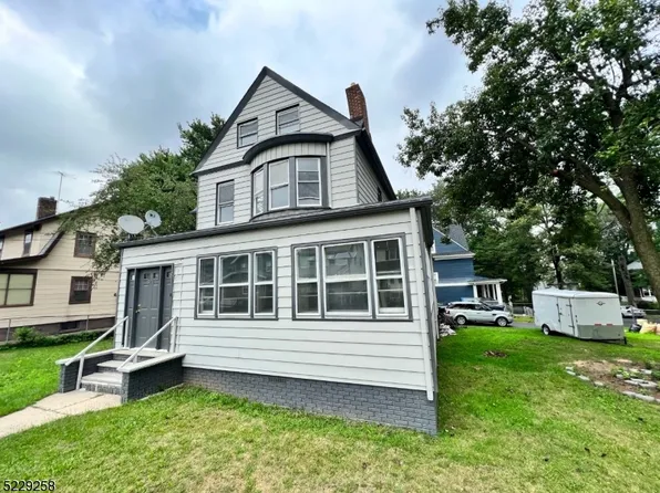 624 N Grove St, East Orange City, NJ 07017