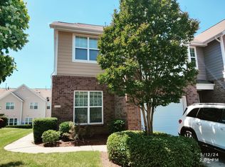 10117 Knotty Pine Ln, Raleigh, NC 27617