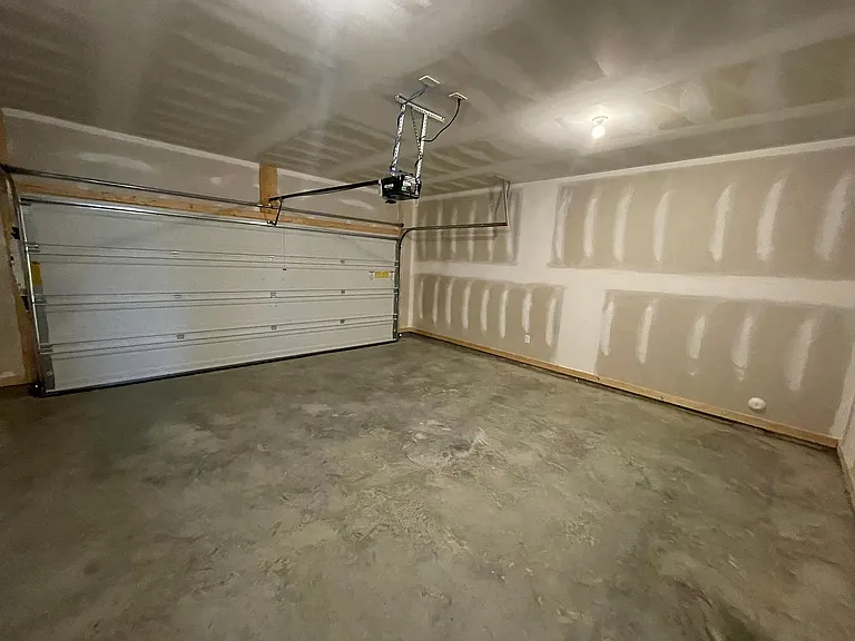 229 Chelsea Park Cir — Photo 29