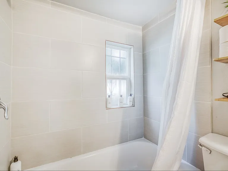 1204 E Denny Way #1 — Photo 12