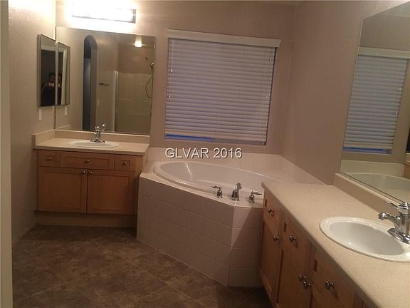 5th image of 9121 Doane Ave #0