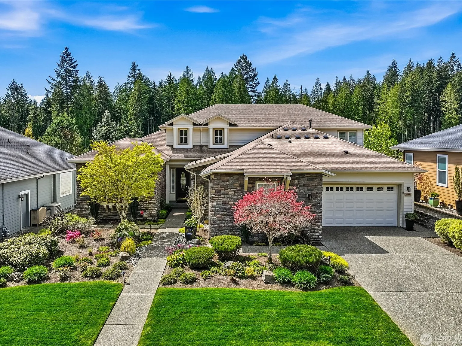 3 bed, 3.5 bath, 3360 sqft, $6,000 — Photo 1