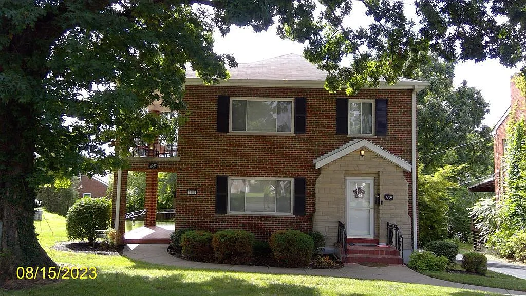 1607 Saint Anthony Dr photo 1