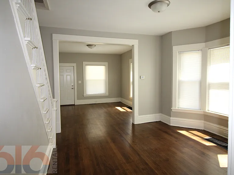 241 Valley Ave NW #241 — Photo 2