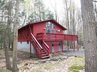 42 Wallenpaupack Dr, Lake Ariel, PA 18436