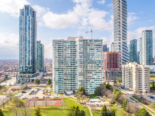 550 Webb Dr, Mississauga, ON