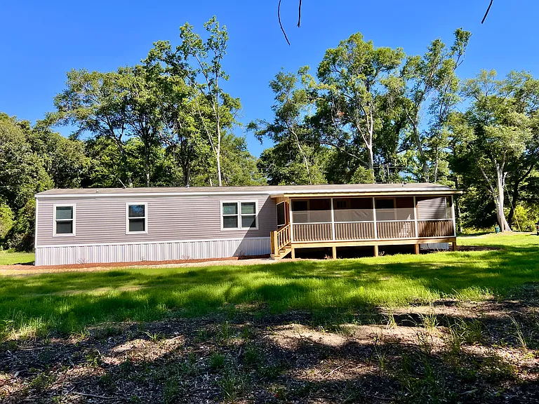 8189 Oyster Factory Rd — Photo 2