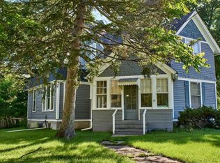 317 Lake Ave UNIT 2, Woodstock, IL 60098