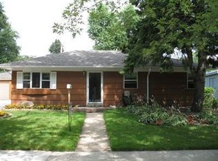 1521 River Dr, Hammond, IN 46324