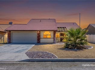 14873 Crofton Ln, Helendale, CA 92342