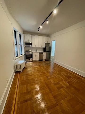 1st image of 111 W 16th St APT 2O