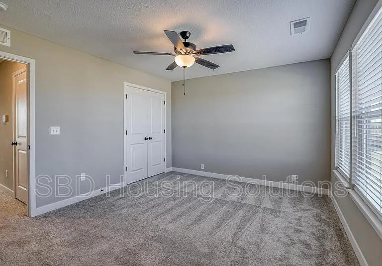 27305 Oak View Dr — Photo 11
