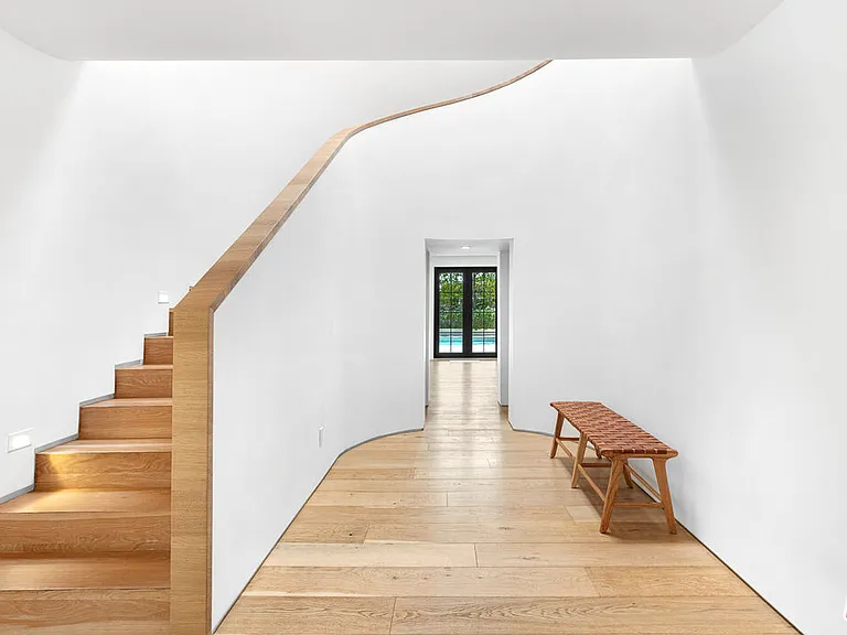 1001 Hanover Dr — Photo 21