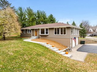 4106 Blackhawk Rd, Eagan, MN 55122