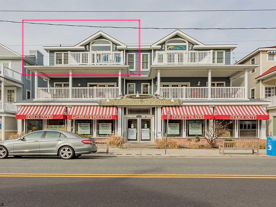 1st image of 1340D Asbury Ave #4