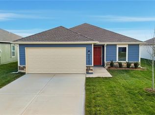 597 W Bluebird St, Gardner, KS 66030