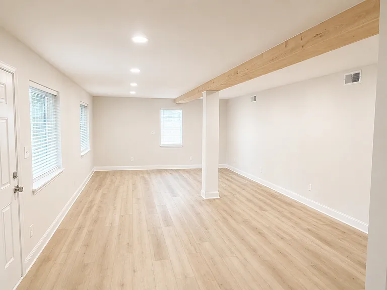 1613 Demosthenes St #B — Photo 5