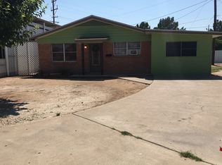 2217 Country Club Dr, Pecos, TX 79772