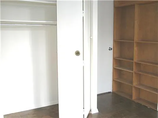Rented by Akam Sales and Brokerage | media 18