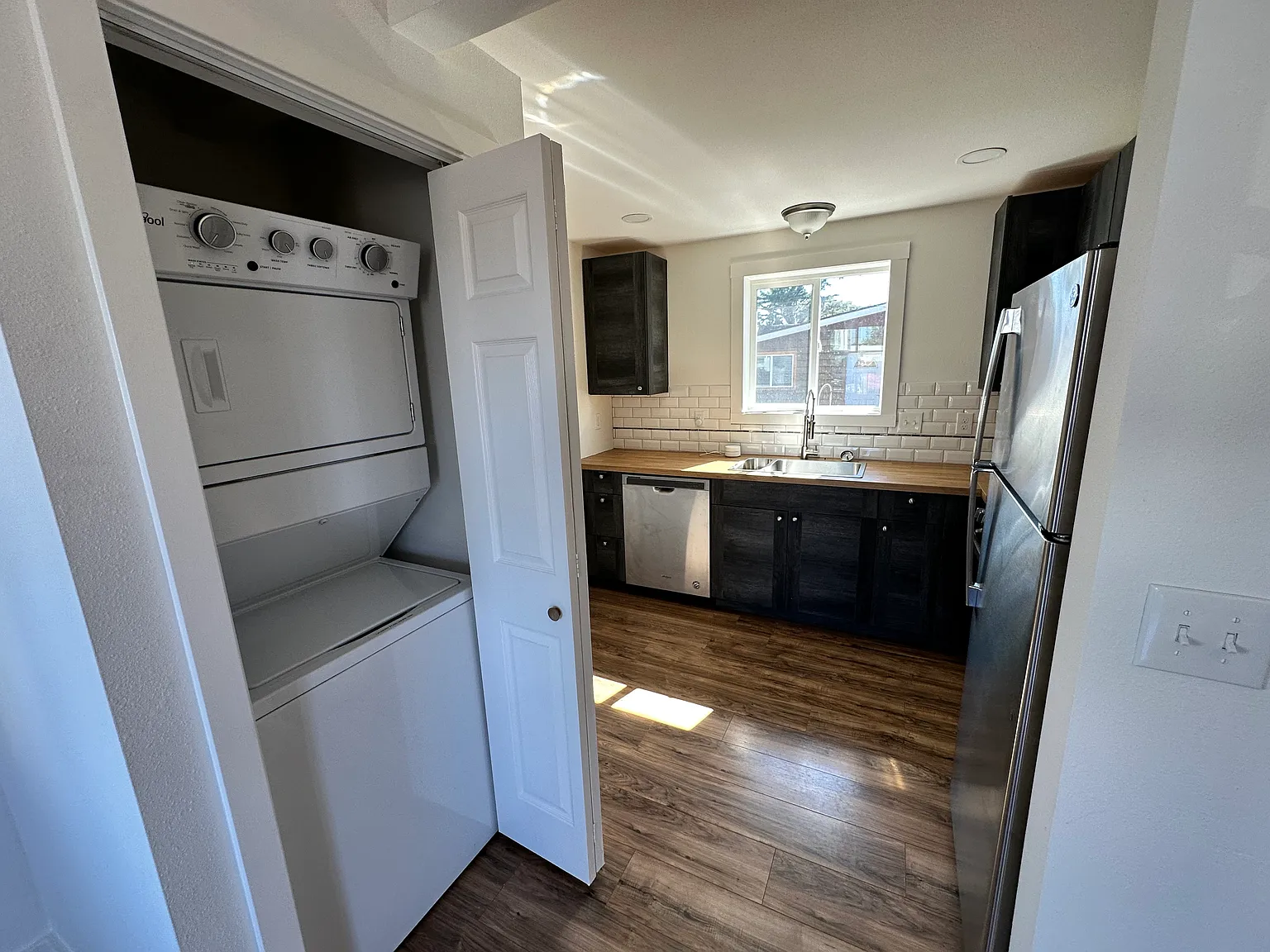 1 bed, 450 sqft, $1,345 — Photo 4
