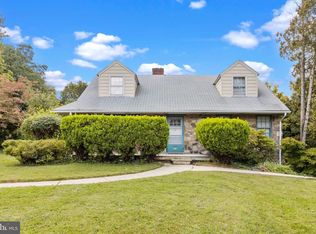 415 Paper Mill Rd, Glenside, PA 19038