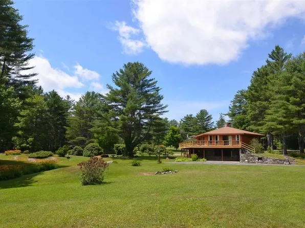 590 Center Rd, Goshen, NH 03752