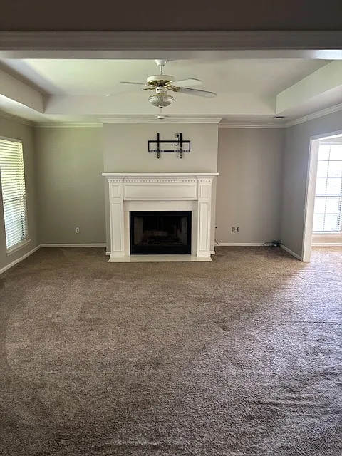 4 bed, 2.5 bath, 2329 sqft, $2,350 — Photo 2