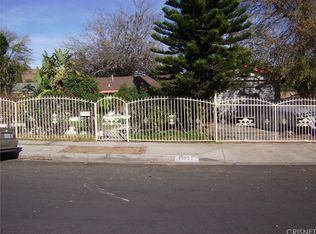 11552 Vanport Ave, Sylmar, CA 91342