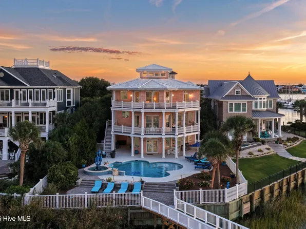 438 Oceana Way, Carolina Beach, NC 28428