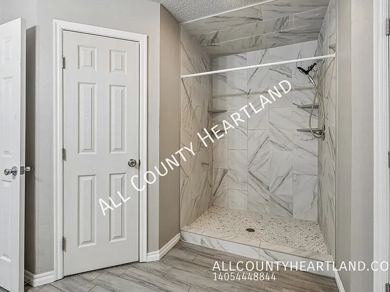217 Cypress Dr — Photo 13