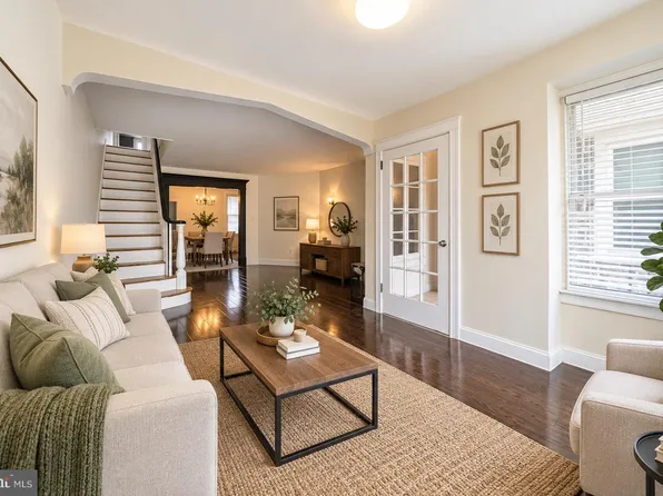 7136 Cottage St, Philadelphia, PA 19135