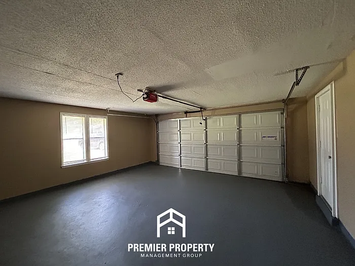 8141 Misty Meadows Ln — Photo 16