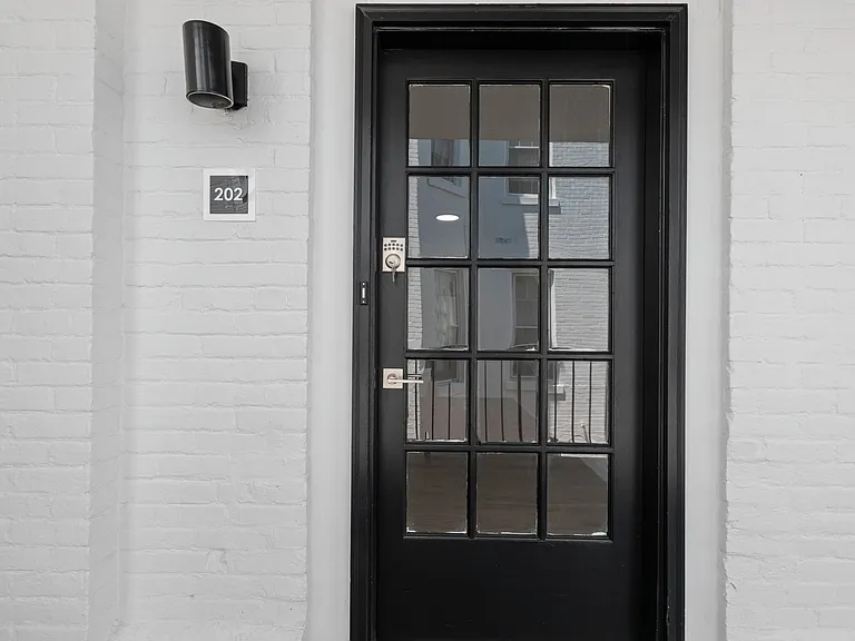 The Gallery Apartments — Photo 15