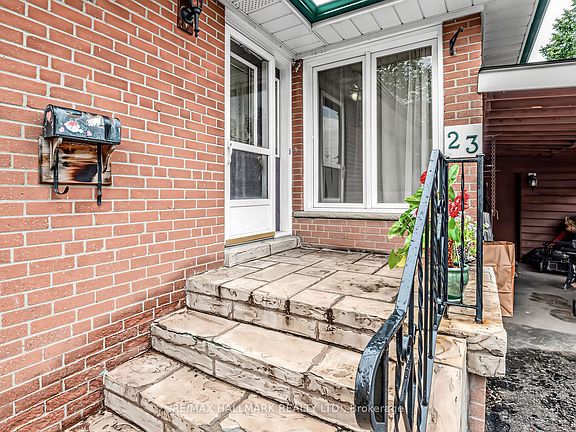 3rd image of 23 Lynnbrook Dr