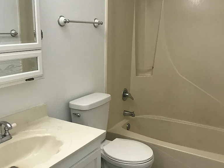 615 Bowers Ct #1 — Photo 8