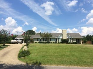 991 Robert Butler Rd, Forest, MS 39074