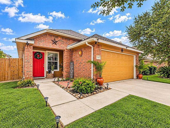 3rd image of 12607 Querida Ct