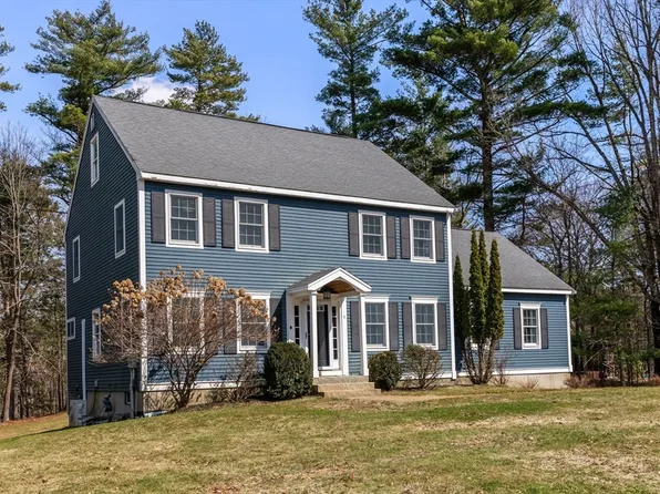 5 Captain Pierce Dr, West Newbury, MA 01985