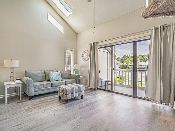 2nd image of 1880 Colony Dr. #11T