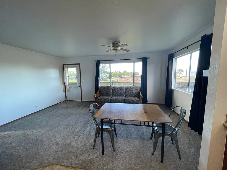 35 Mikiola St #A — Photo 5