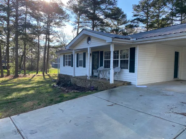 8416 Majors Rd, Cumming, GA 30041