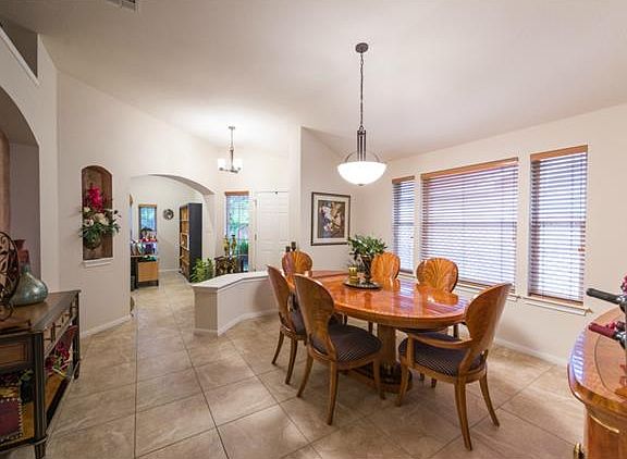 3rd image of 5908 Lomita Verde Cir