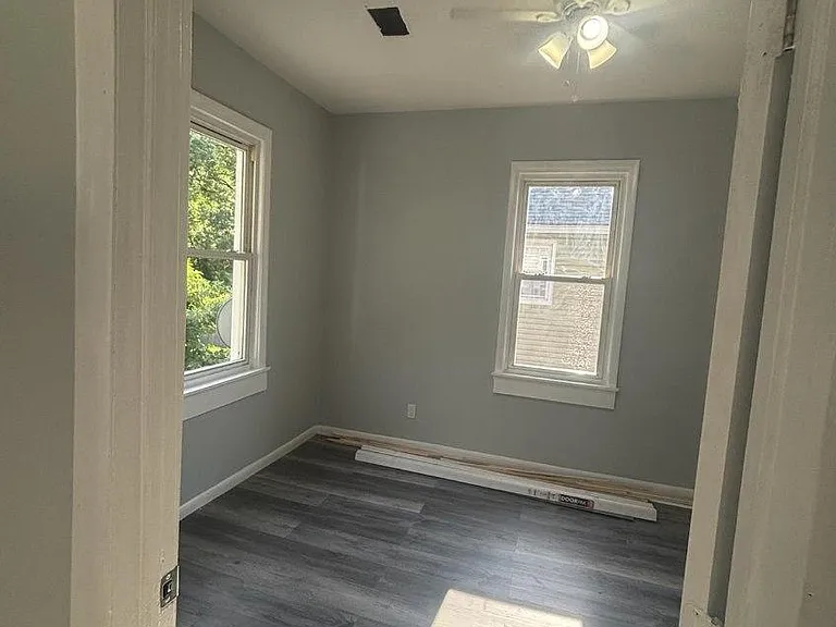 218 E 9th Ave — Photo 2
