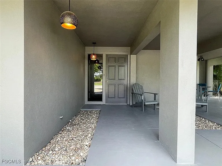 1702 Hill Ave — Photo 8