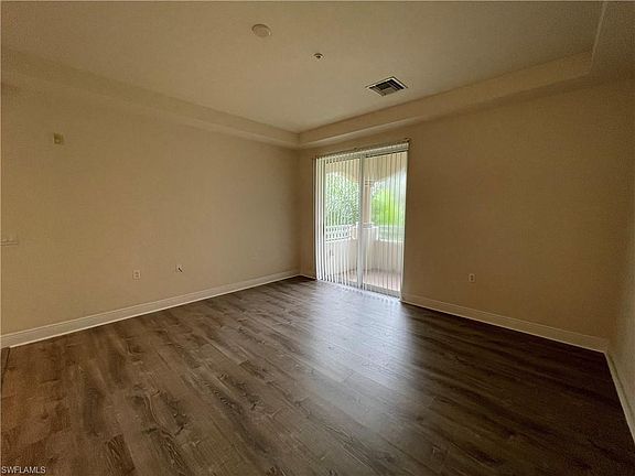 3rd image of 2909 Tuscan Dr Unit 304
